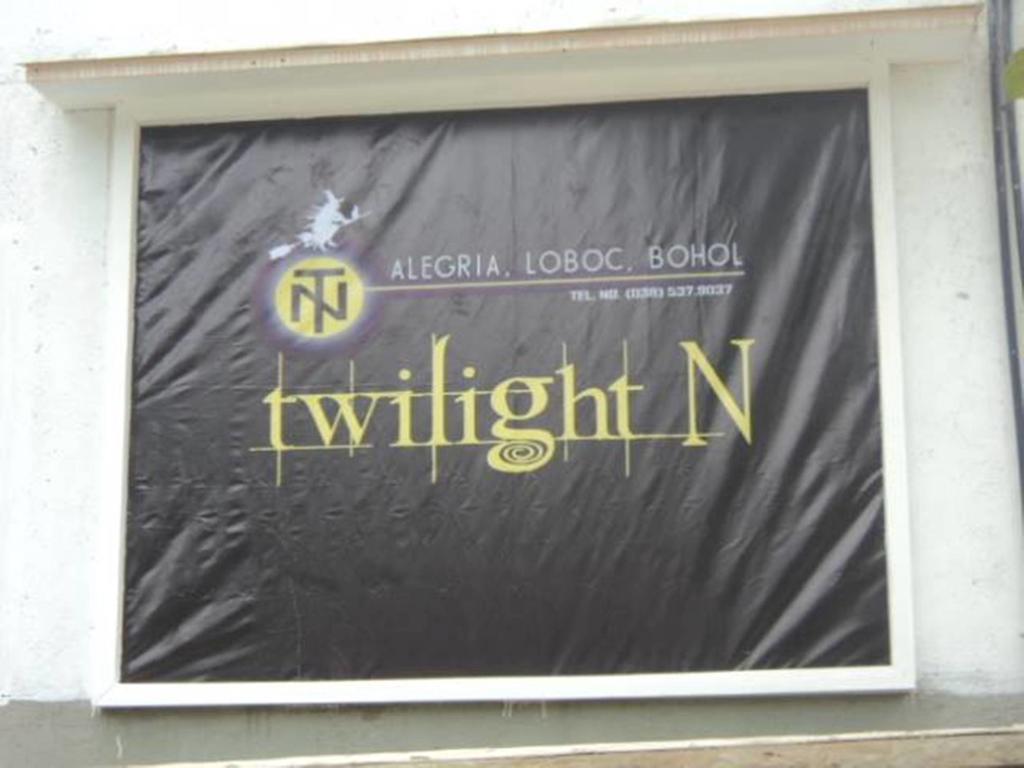 Twilight N Hotel Лобок Стая снимка